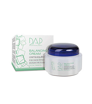 Хидратиращ крем за комбинирана или мазна кожа 50 мл снимка