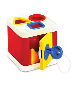 Сортер с ключалка снимка