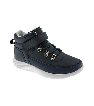 Детски зимни боти в тъмносиньо снимка