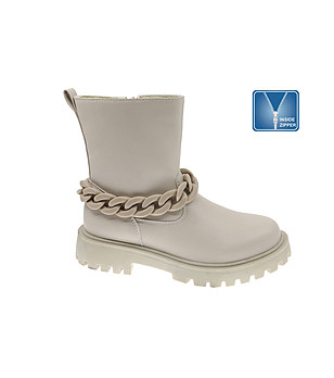 Светлобежови детски боти с верижка снимка