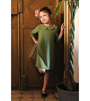 Зелена детска рокля с яка Sarita снимка