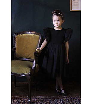 Черна рокля с тюл Lily снимка