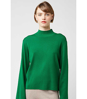 Мек дамски пуловер в зелен нюанс снимка