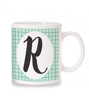 Керамична чаша с буква R снимка