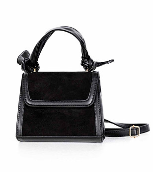 Дамска малка чанта в черно Arianna снимка