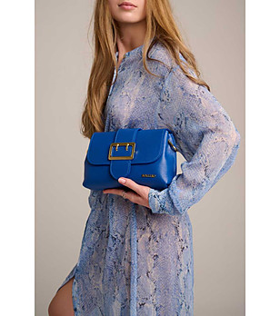 Синя дамска кожена чанта Eve снимка