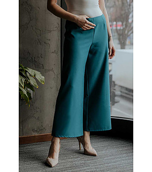 Елегантен дамски панталон в цвят емералд Keila снимка
