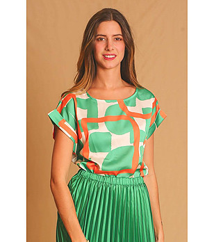 Дамска блуза с принт в екрю, зелено и оранжево снимка