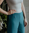 Елегантен дамски панталон в цвят емералд Keila-3 снимка