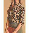 Бежова дамска блуза с леопардов принт с естествена коприна-3 снимка