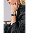 Сребрист часовник с черна кожена каишка Sobella-1 снимка