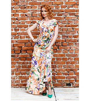Многоцветен дамски комплект от топ и пола с флорален принт снимка