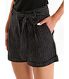 Елегантни дамски памучни къси панталони в черен цвят с принт райе-2 снимка