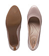Дамски обувки на ток в цвят пудра с гланцов ефект за широко стъпало-1 снимка