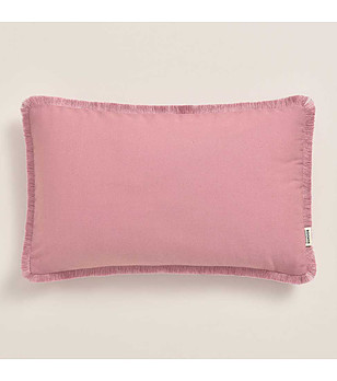 Розова продълговата калъфка за възглавница с ресни Boca Chica 30x50 см снимка