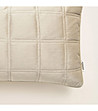 Бежова продълговата калъфка за възглавница с декоративни шевове Colette 30x50 см-1 снимка
