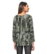 Дамска блуза с камуфлажен принт в зелени нюанси Rita-1 снимка