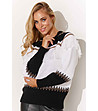 Дамски пуловер в бяло, черно и кафяво с ресни Irosa-3 снимка