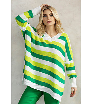 Дамски oversize пуловер на райе в екрю и зелено Teti снимка