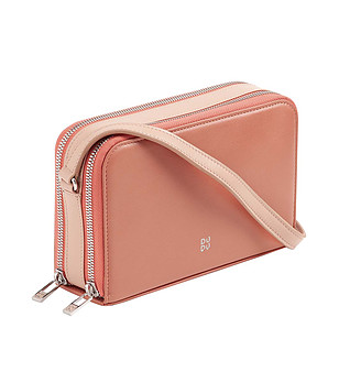 Дамска кожена чанта Inas в цвят пудра с контрастни детайли снимка