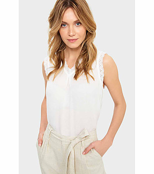 Топ в цвят слонова кост Betina снимка