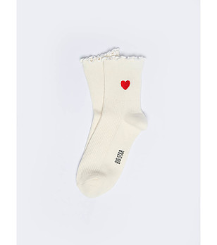 Дамски чорапи в екрю с червено сърце Harti снимка