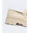 Дамски обувки в цвят екрю-2 снимка