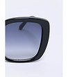 Дамски слънчеви очила в черно Klori-1 снимка