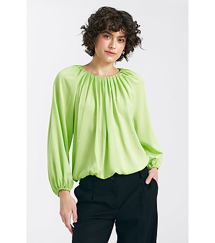 Дамска oversize блуза в цвят лайм Sobella снимка