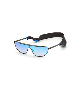 Черни дамски слънчеви очила със сини лещи снимка