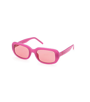 Розови дамски слънчеви очила снимка