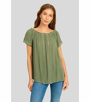 Дамска блуза в цвят маслина Vilelma снимка