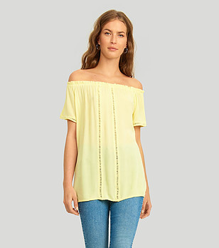 Дамска блуза в светложълто Vilelma снимка