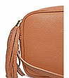 Дамска чанта за през рамо от естествена кожа в цвят коняк Kosara-2 снимка