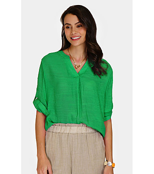Дамска зелена блуза снимка