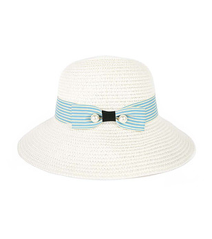 Бяла дамска шапка със синя лента Claret снимка