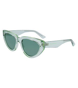 Дамски слънчеви очила с прозрачни рамки в зелен нюанс снимка