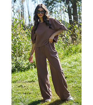 Памучен комплект от блуза и панталон в кафяво Indiasa снимка