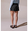 Къси дамски панталони с лен в черен цвят-1 снимка
