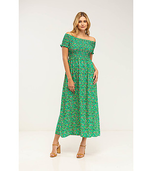 Зелена рокля с флорален принт снимка