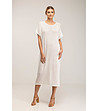 Бяла оversize рокля от фино плетиво-3 снимка