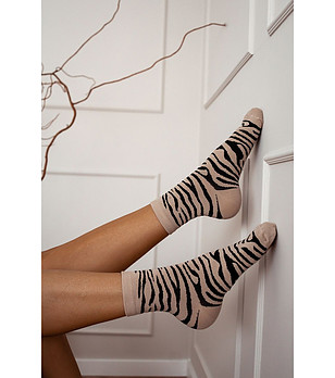 Unisex чорапи в бежово и черно Zebra снимка