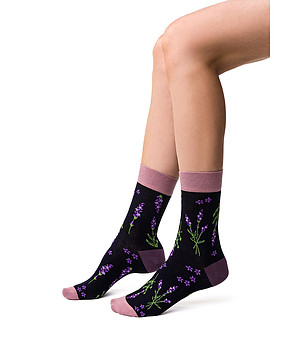 Unisex чорапи в черно и лилаво снимка