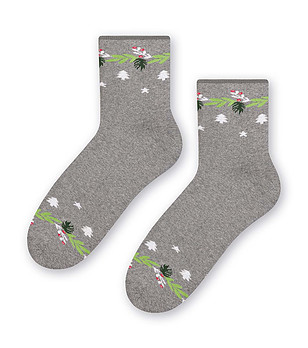 Сиви unisex памучни чорапи със зимни мотиви снимка