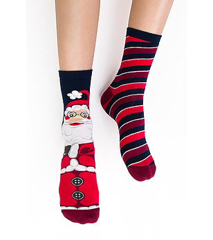 Тематични памучни чорапи в червено и тъмносиньо снимка
