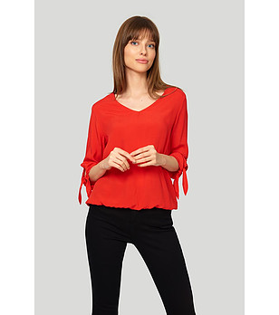 Дамска блуза в червено Della снимка