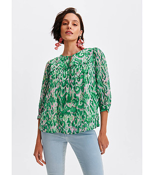 Феерична дамска блуза с ефектне принт в зелено снимка