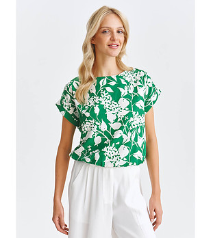 Зелена дамска блуза с флорален принт снимка