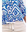 Ефектна дамска блуза с принт в бяло и синьо-3 снимка
