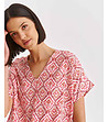 Дамска блуза с ефектен принт в бяло и розово-2 снимка
